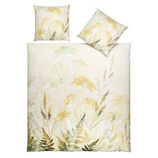 Linge de lit orné de délicates fleurs