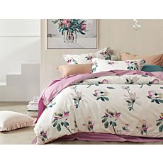 Parure de lit orné d'un superbe motif floral