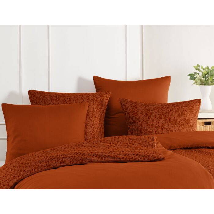 Draps-housses aux coloris assortis: blanc, argent, nacre, naturel, corail