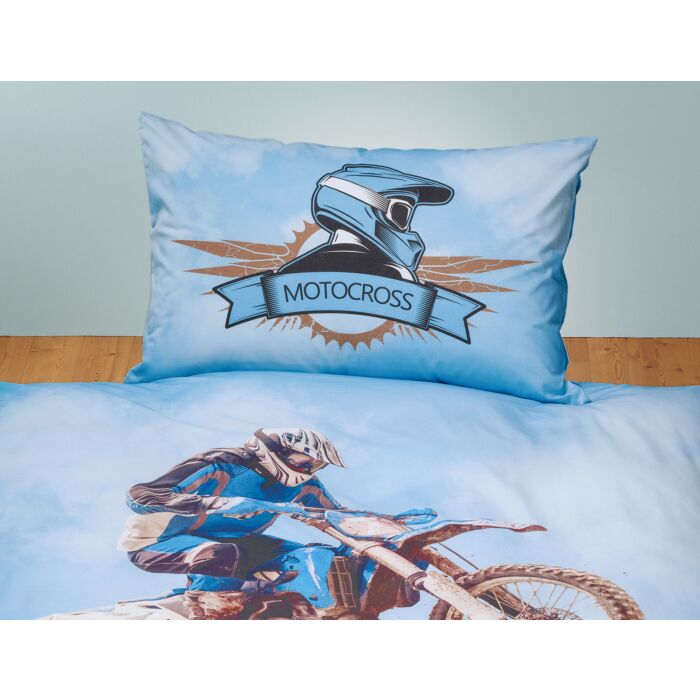Draps-housses aux coloris assortis: marine, brun, bleu acier