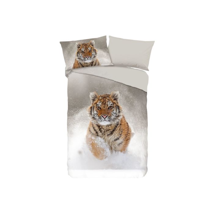Parure de lit avec tigre dans la neige main product photo
