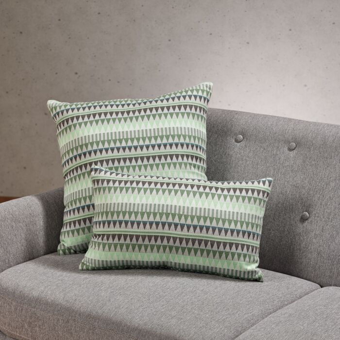 Coussin décoratif à motif géométrique triangle