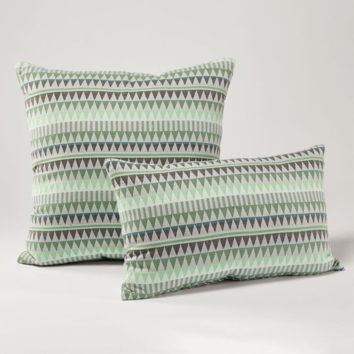 Coussin décoratif à motif géométrique triangle