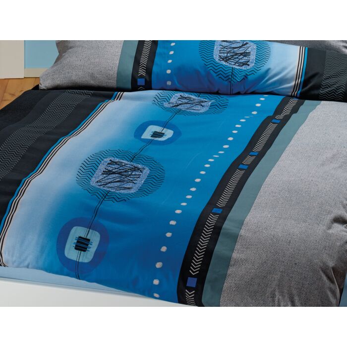 Draps-housses aux coloris assortis: ciel, gris clair