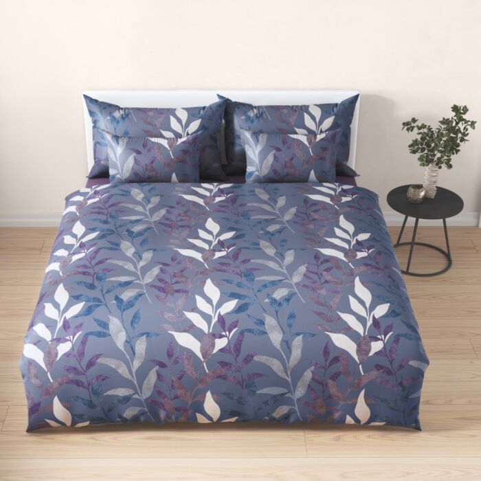 Linge de lit ornée de jolies feuilles