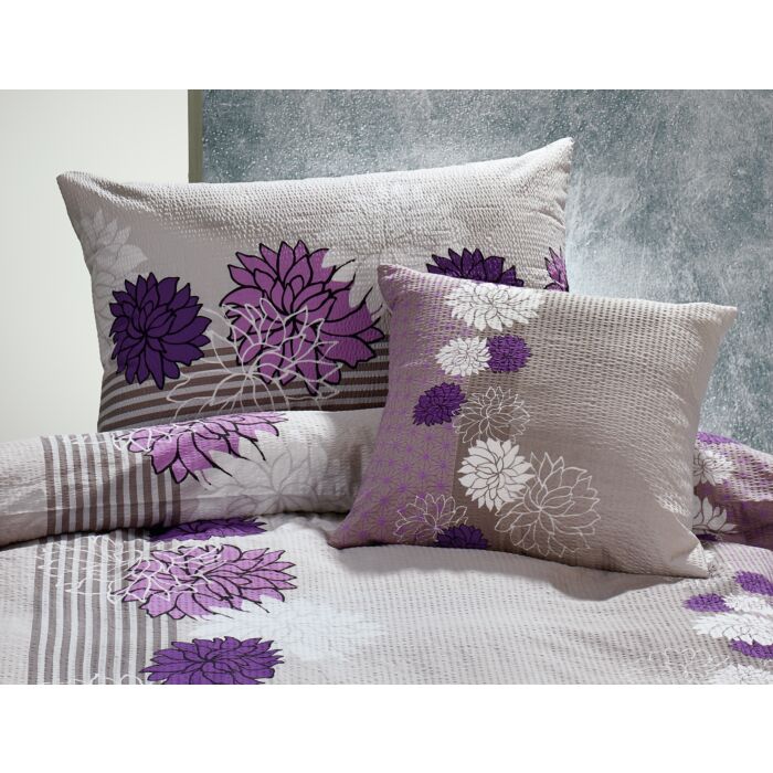 Parure de lit avec beau motif floral