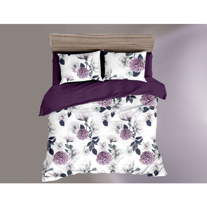 Parure de lit avec motif fleuri main product photo